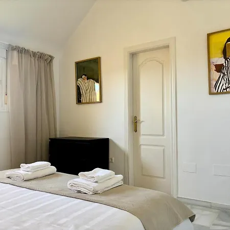 3 Bed Duplex Side Elviria Apartment *
