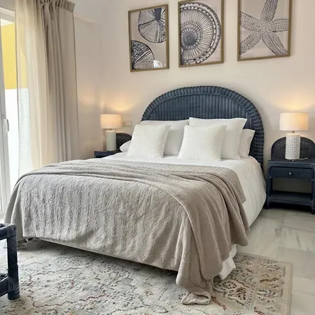 Appartamento 3 Bed Duplex Side Elviria Marbella